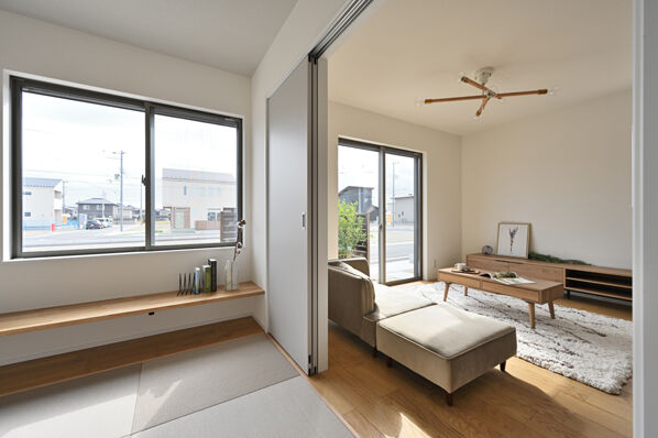 カステルホーム 【1850万円×近江八幡市×収納充実】主婦に嬉しい家事動線に特化した間取りで楽しく子育てできる家の建築実例画像4