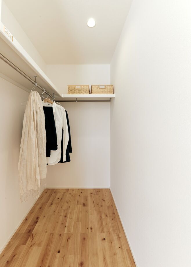 カステルホーム 【無垢材×1917万円】家事動線◎おうち時間を豊かに彩る、自由空間のある家の建築実例画像6