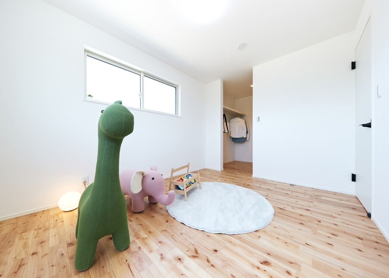 カステルホーム 【無垢材×1917万円】家事動線◎おうち時間を豊かに彩る、自由空間のある家の建築実例画像7