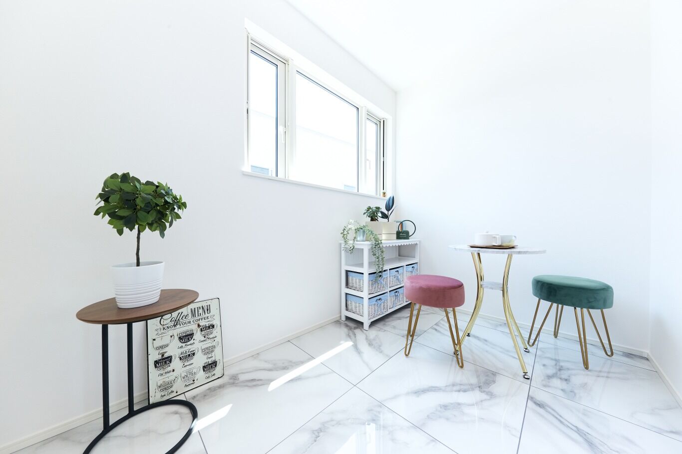 カステルホーム 【無垢材×1917万円】家事動線◎おうち時間を豊かに彩る、自由空間のある家の建築実例画像10