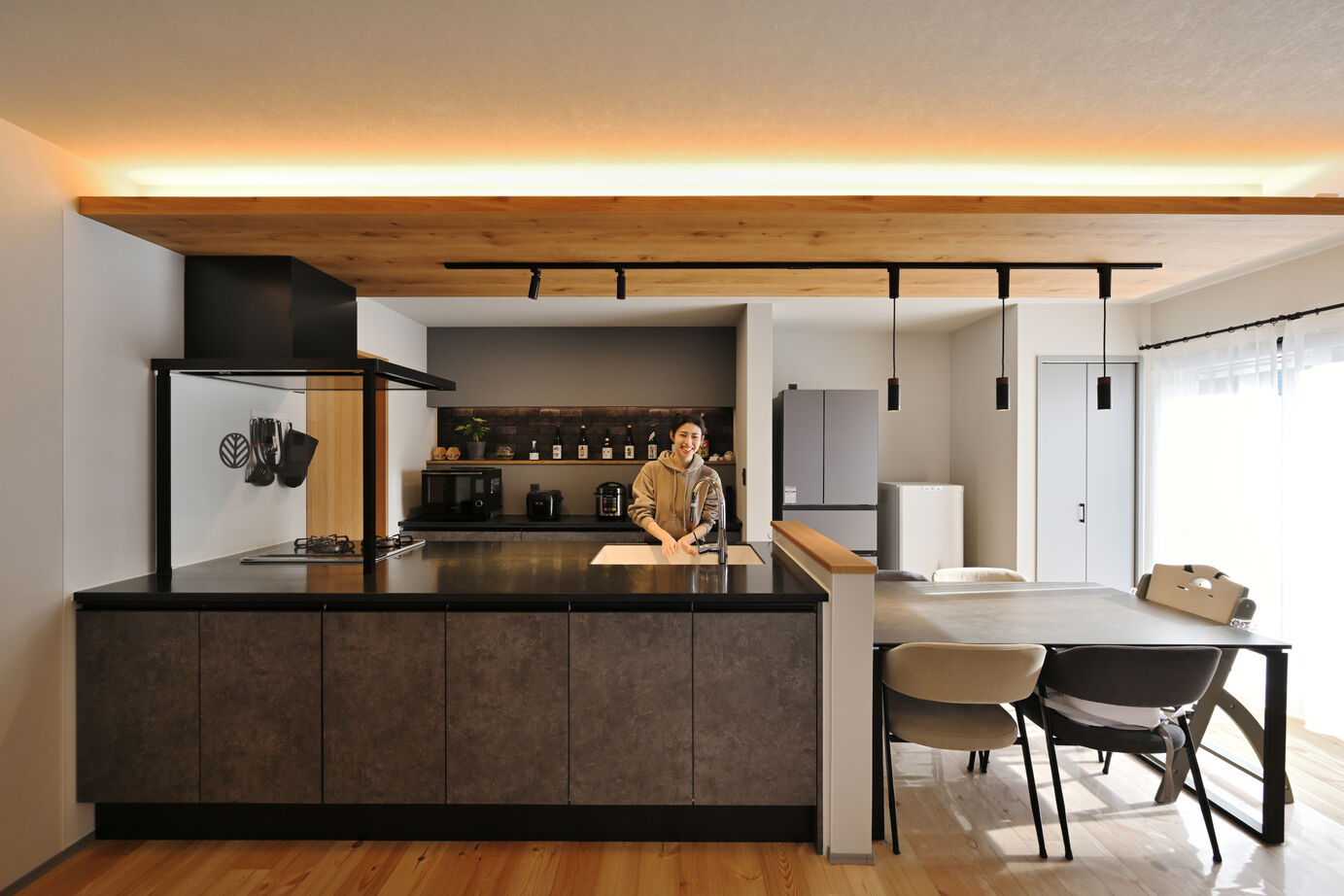 カステルホーム 【回遊動線×子育てしやすい】回遊動線と家族が快適に暮らせる家の建築実例画像3