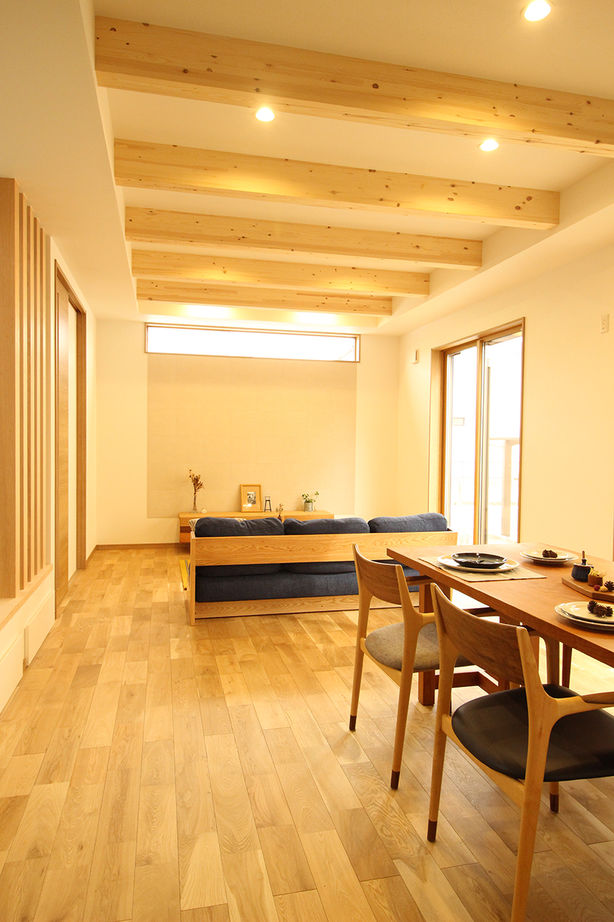 EASTYLE HOME（イースタイルホーム） 【1000万円台×ZEH×間取り図】太陽光発電9kW搭載。月々のランニングコストを抑えて豊かに暮らす家の建築実例画像6