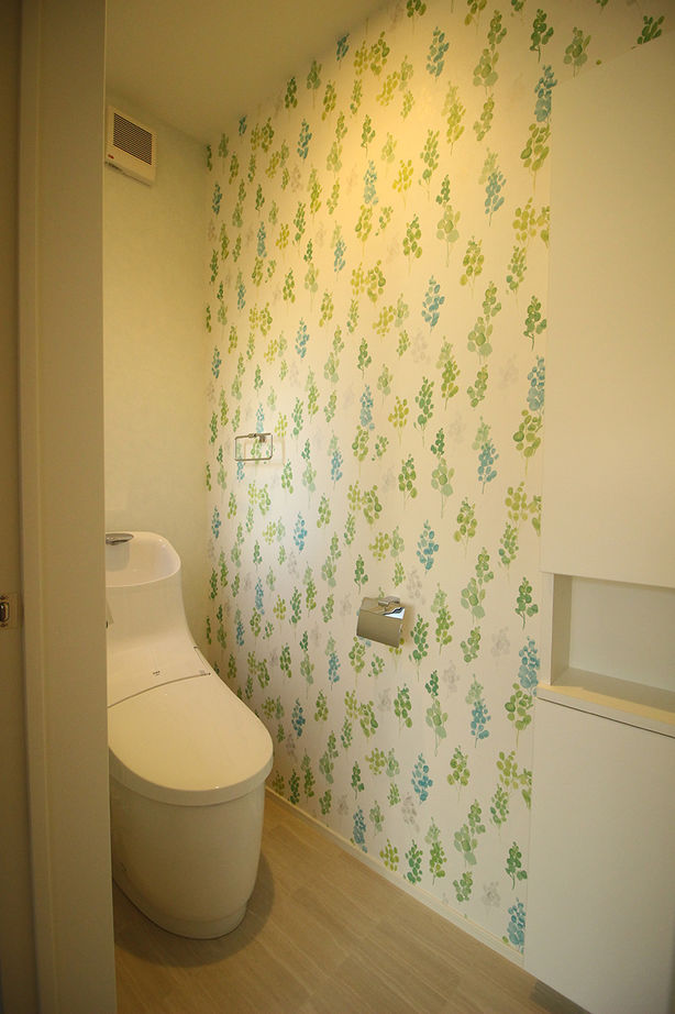 EASTYLE HOME（イースタイルホーム） 【1000万円台×自然素材×間取り図】ガルバの外観にカバ桜の無垢フローリング。質は高めてコストを抑えた家の建築実例画像9