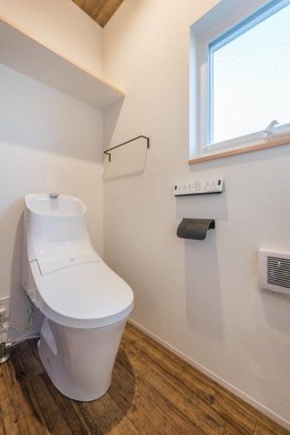 マドリヤアーキテクツ一級建築士事務所 【2000万円/間取り図有/狭小地/家事導線】無垢材を使ったこだわりあふれる住まいの建築実例画像9