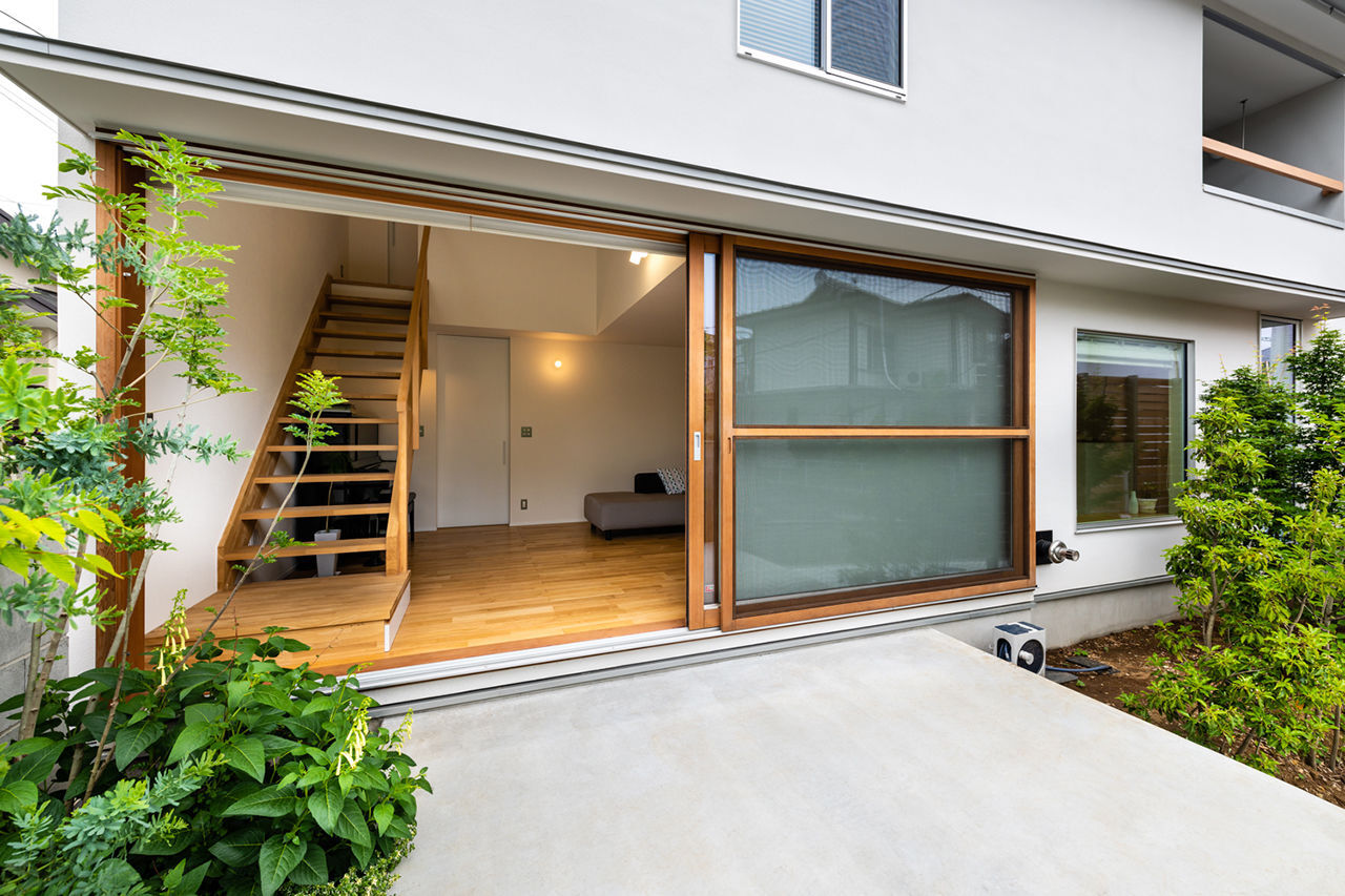 マドリヤアーキテクツ一級建築士事務所 【2158万円/シンプル】温もりと静寂を備えたナチュラルな住まい。大開口のオリジナル木製サッシがポイントの建築実例画像3