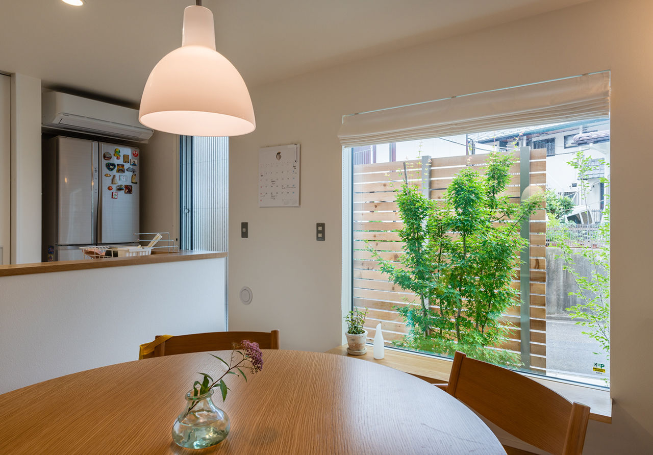 マドリヤアーキテクツ一級建築士事務所 【2158万円/シンプル】温もりと静寂を備えたナチュラルな住まい。大開口のオリジナル木製サッシがポイントの建築実例画像5
