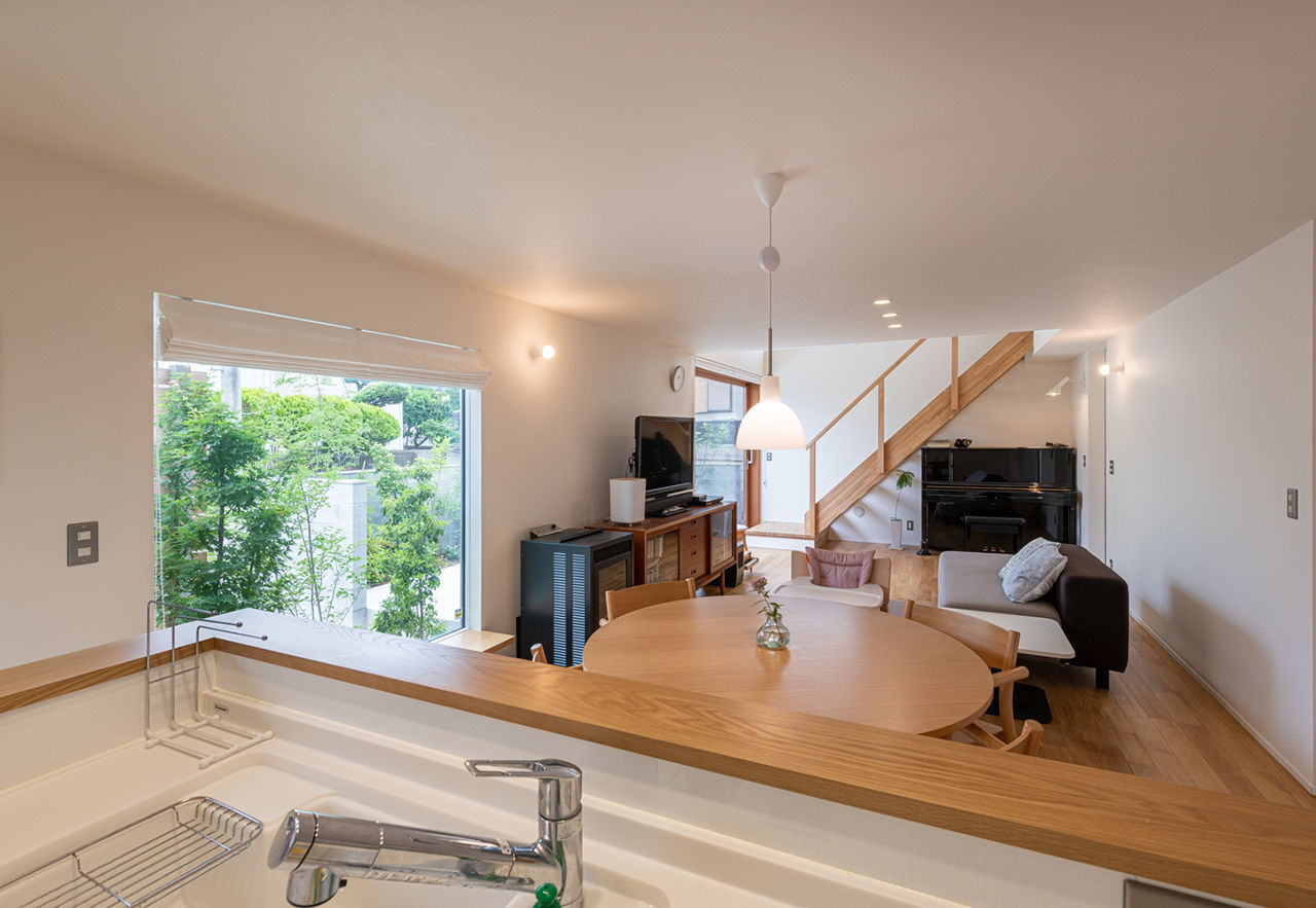 マドリヤアーキテクツ一級建築士事務所 【2158万円/シンプル】温もりと静寂を備えたナチュラルな住まい。大開口のオリジナル木製サッシがポイントの建築実例画像7