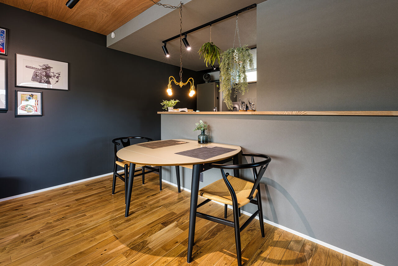 マドリヤアーキテクツ一級建築士事務所 【西多摩郡／２階リビング／間取図】身支度を整える1階、くつろぎの2階。快適な生活動線を叶えた住まいの建築実例画像4