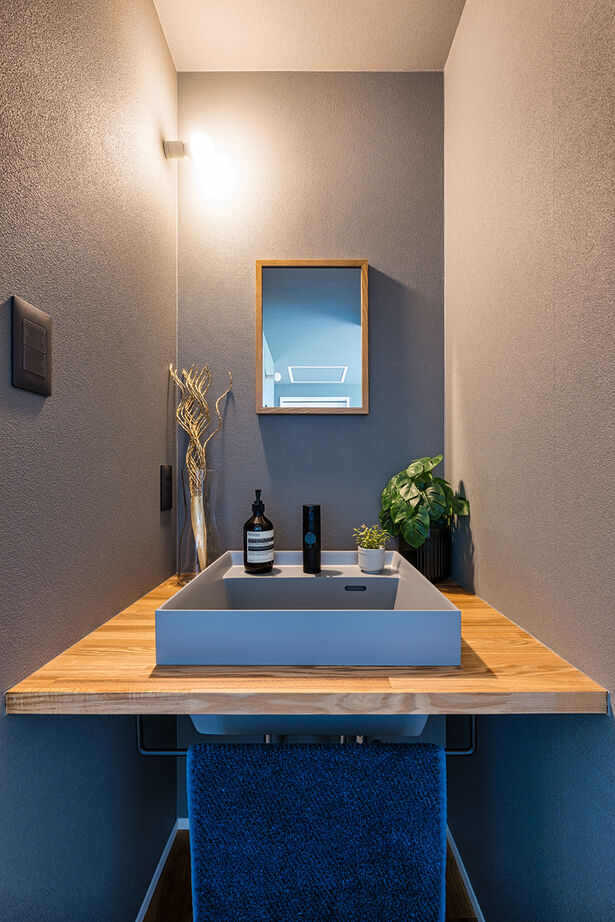 マドリヤアーキテクツ一級建築士事務所 【西多摩郡／２階リビング／間取図】身支度を整える1階、くつろぎの2階。快適な生活動線を叶えた住まいの建築実例画像7