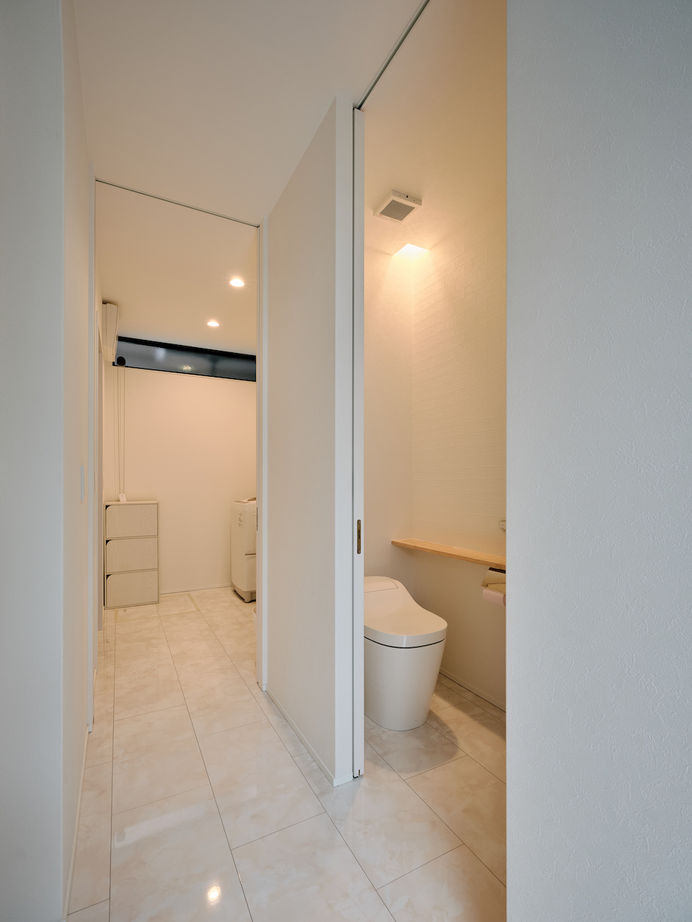 建築工房 【2000万円台/奈良県/29坪】吹き抜けで光に包まれ明るい空間、ミニマルデザインの美しい住まいの建築実例画像7