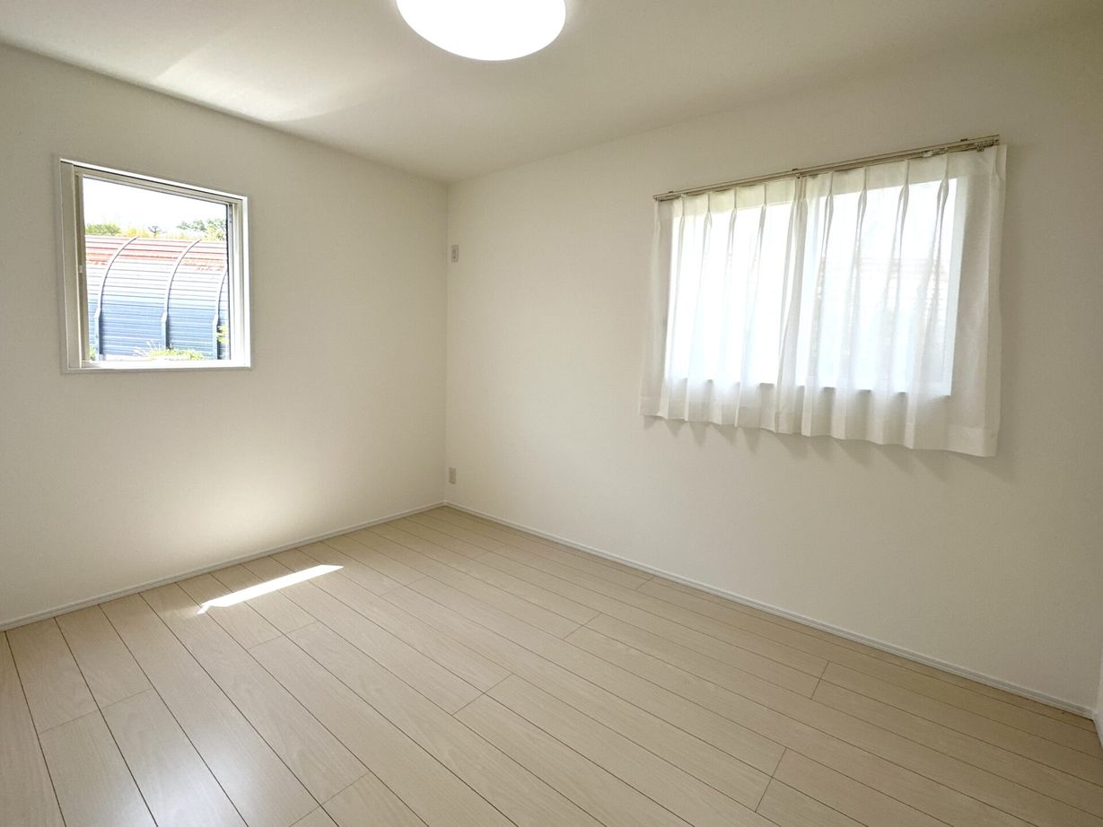 クラプトハウス 【滋賀県丨２階建丨4LDK丨1300万円丨間取り図有】大容量収納を備えた4人家族にぴったりな家/太陽光付きの建築実例画像7