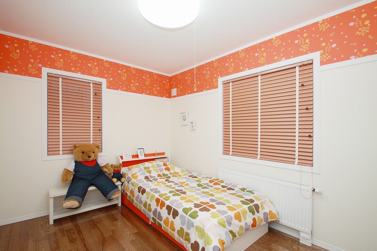 セルコホーム札幌南・札幌中央 【輸入住宅/2000万円台/札幌市/カバードポーチ/アメリカンテイスト】外観が際立つアメリカンテイストの家の建築実例画像7