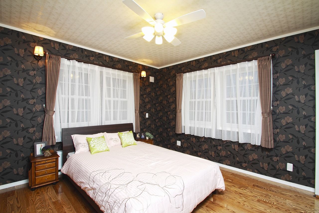 セルコホーム札幌南・札幌中央 【輸入住宅/2000万円台/札幌市/カバードポーチ/アメリカンテイスト】外観が際立つアメリカンテイストの家の建築実例画像10