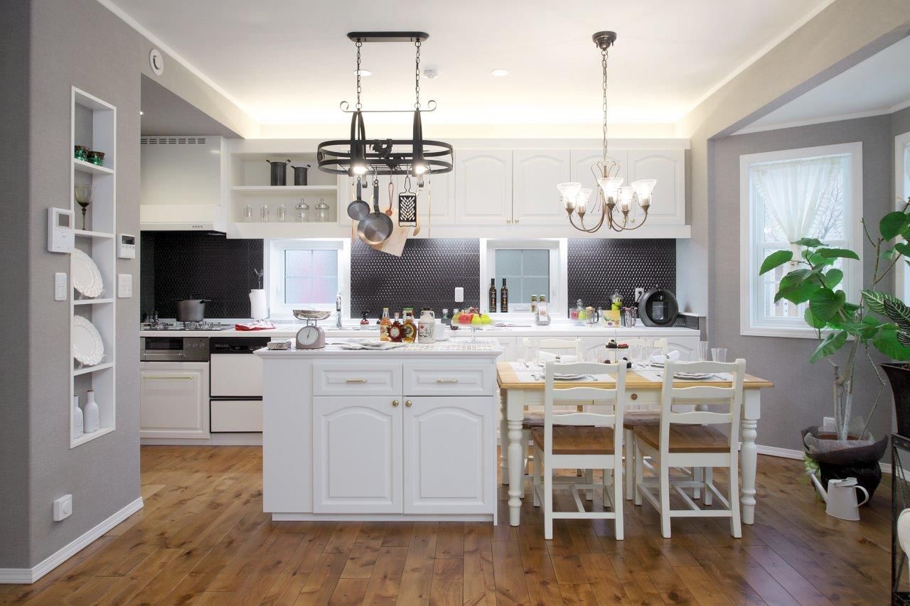 セルコホーム札幌南・札幌中央 【輸入住宅/ビルドインガレージ/4LDK/大人インテリア/札幌市】ガレージが主役の輸入住宅の建築実例画像9