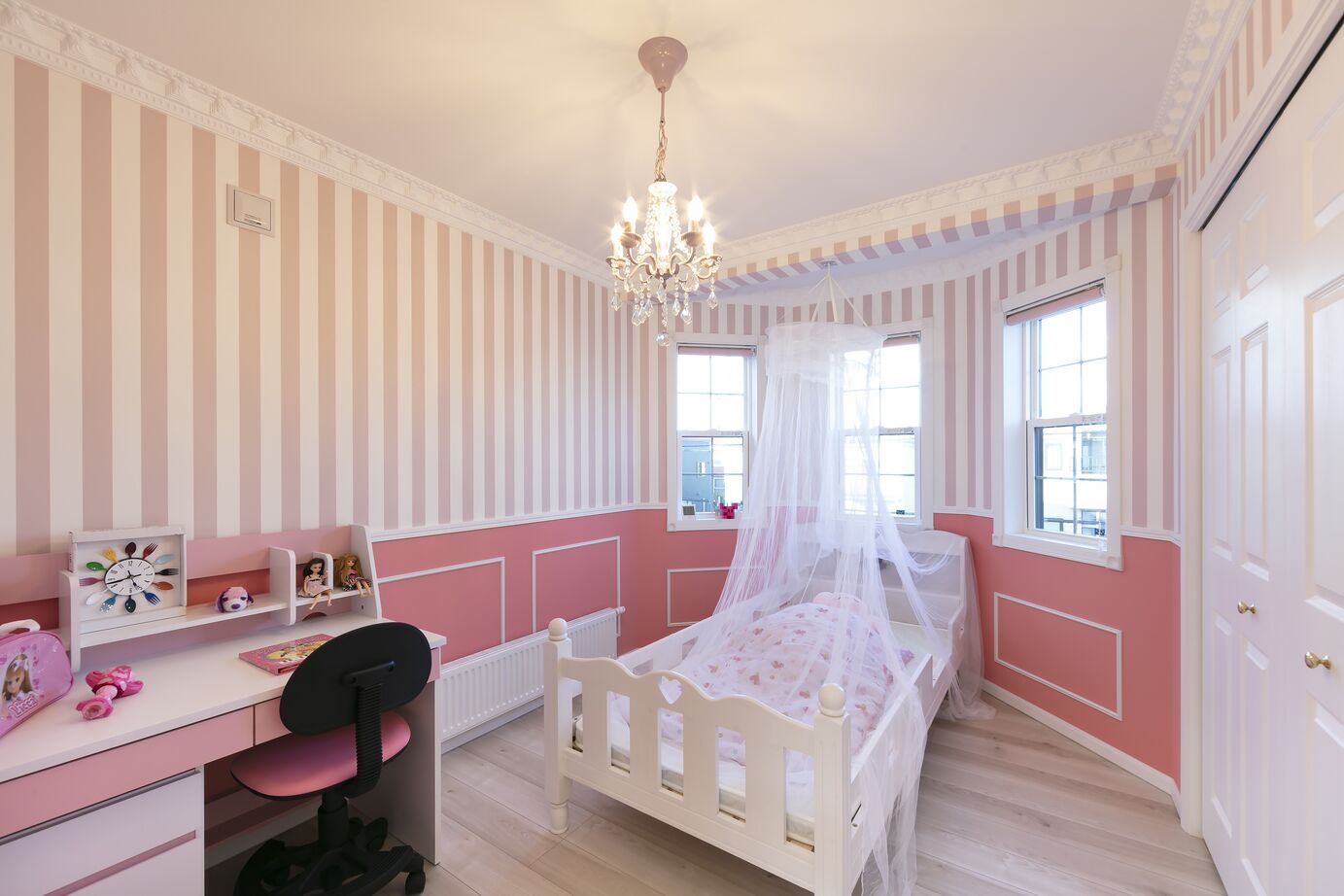 セルコホーム札幌南・札幌中央 【札幌市】土間のある北米デザインの家。伝統的な外観に道行く人も注目の建築実例画像10