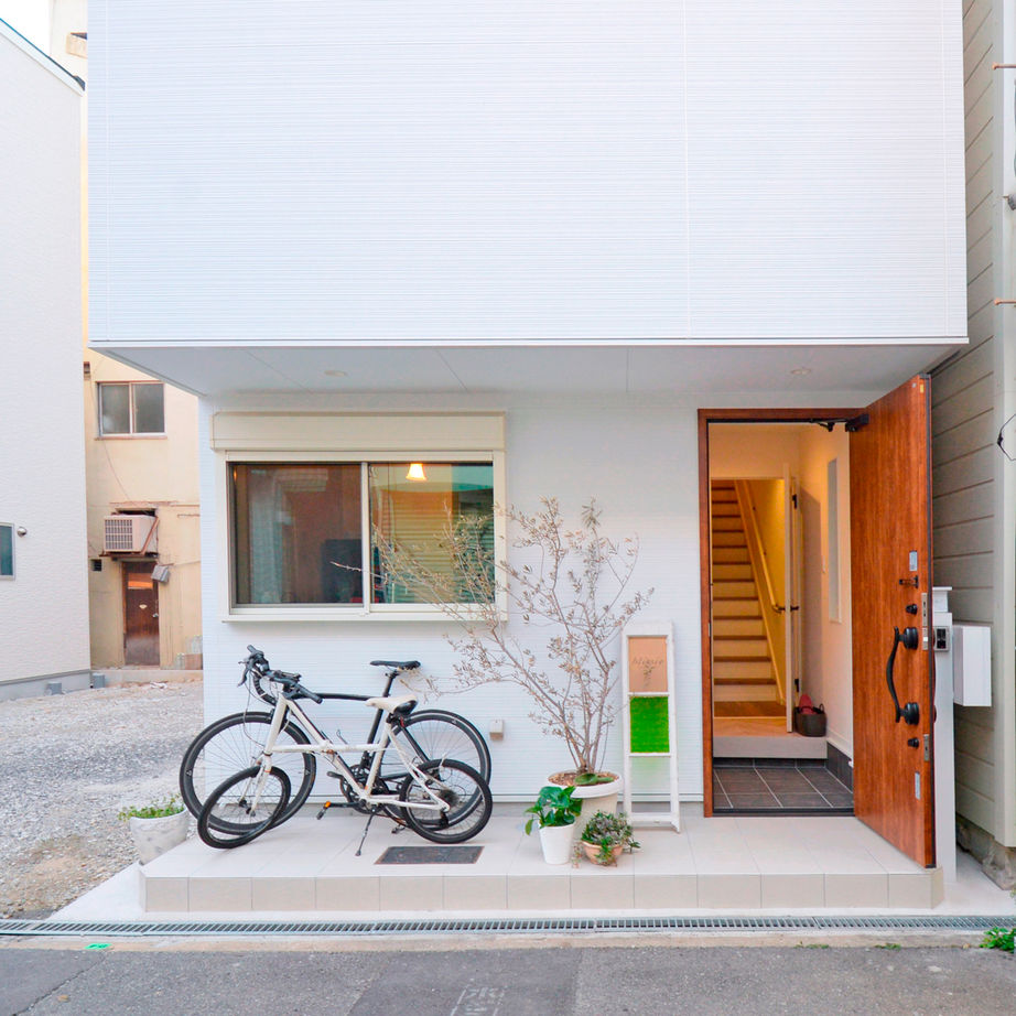 和光ホームズ 注文事業部 【大阪市/狭小/３階建て】予算も間取りも自由設計だから叶ったアイデア満載の店舗併用住宅の建築実例画像2