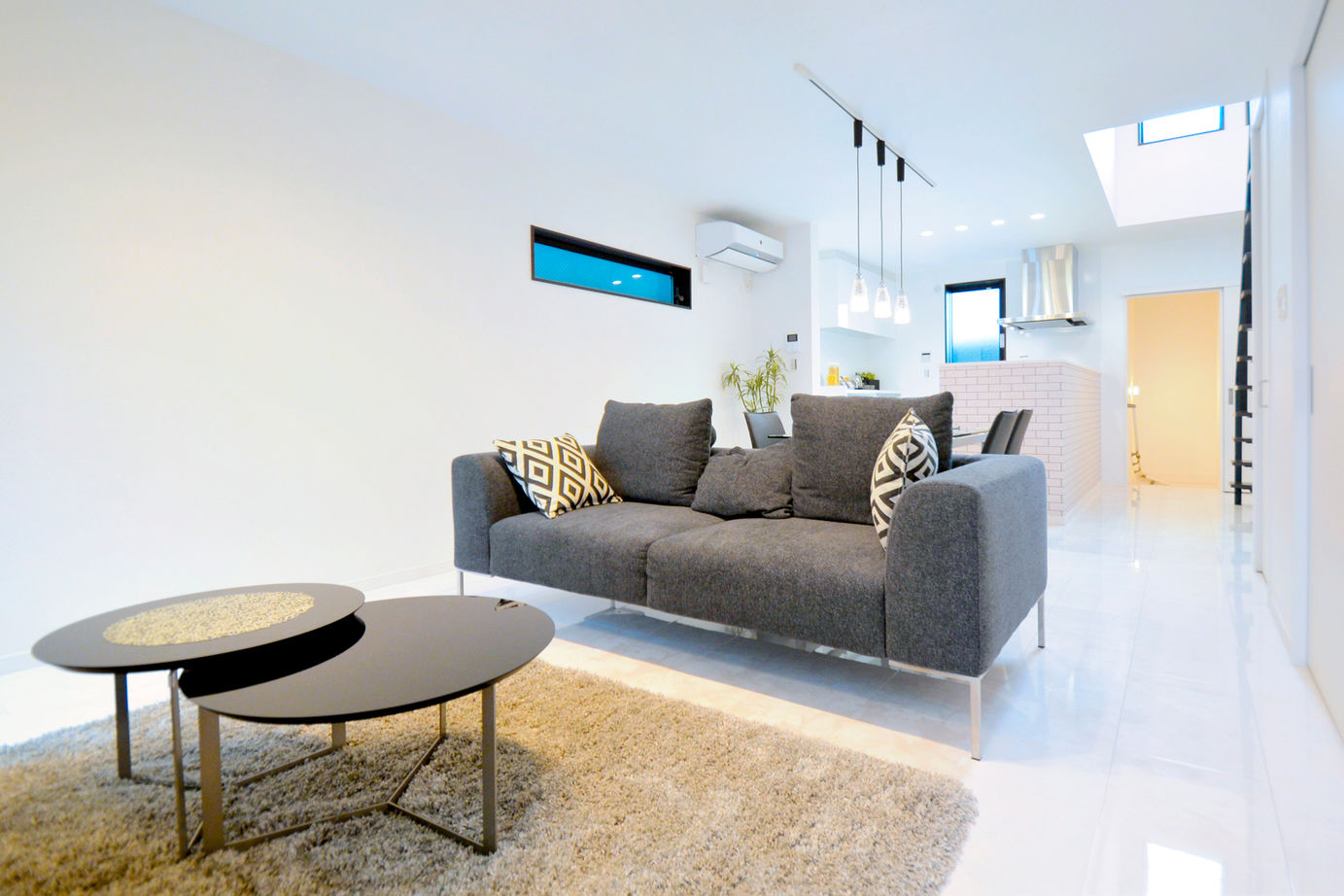 和光ホームズ 注文事業部 【大阪市/狭小/3階建て】LDKは21畳！光の通り道をつくり、隅々まで自然光が行き渡る家の建築実例画像2