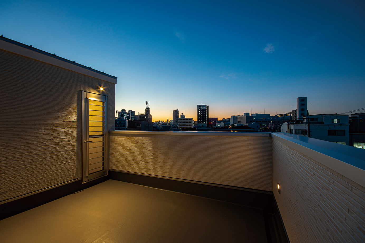 和光ホームズ 注文事業部 【大阪市/狭小/3階建て】土地15坪で叶えた屋上バルコニーがある開放的な暮らしの建築実例画像6