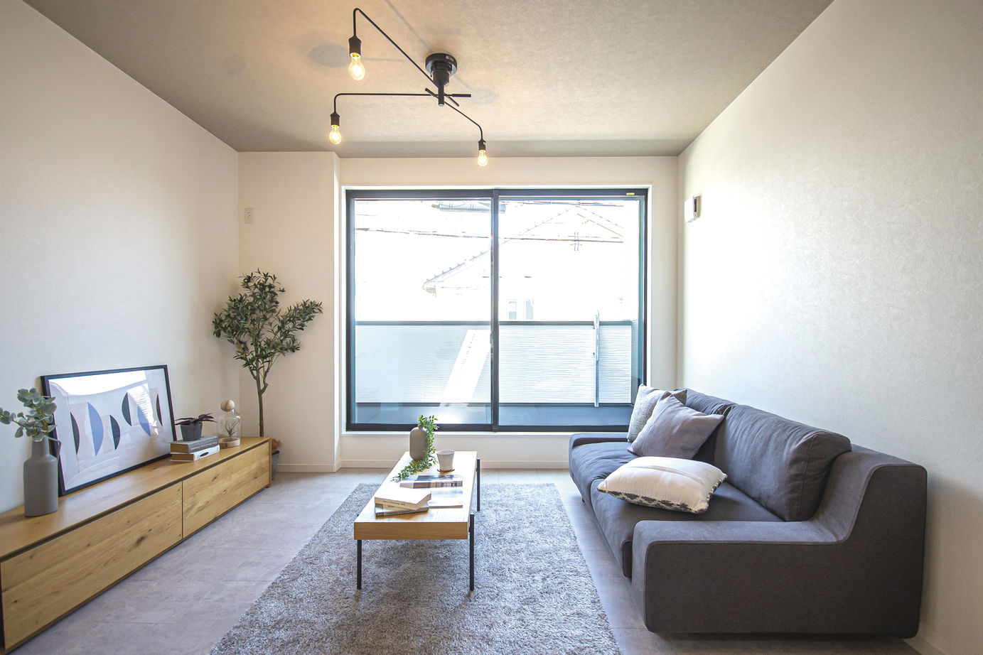 和光ホームズ 注文事業部 【大阪市/狭小/3階建て】土地約18坪でもゆったり４LDKプラスインナーガレージも！の建築実例画像3