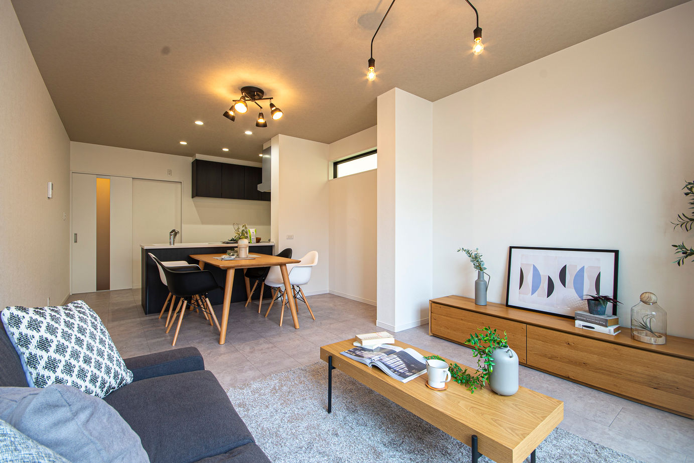 和光ホームズ 注文事業部 【大阪市/狭小/3階建て】土地約18坪でもゆったり４LDKプラスインナーガレージも！の建築実例画像5