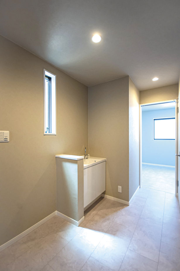 和光ホームズ 注文事業部 【大阪市/狭小/3階建て】土地約18坪でもゆったり４LDKプラスインナーガレージも！の建築実例画像7