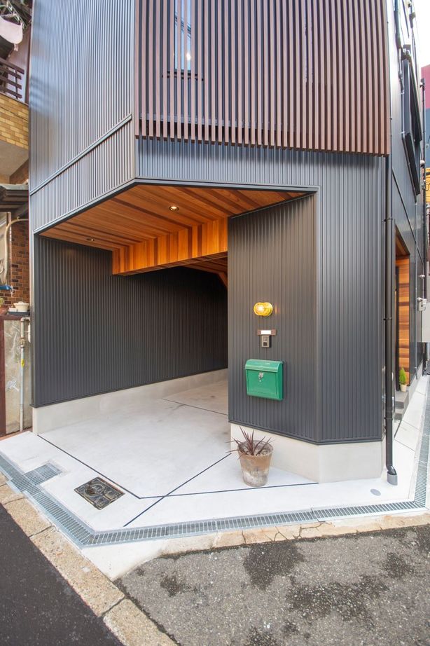 和光ホームズ 注文事業部 【大阪市｜狭小｜間取り図】敷地10坪台でも意外と快適！好みのデザイン＆インナーガレージ＆屋上も実現！の建築実例画像10