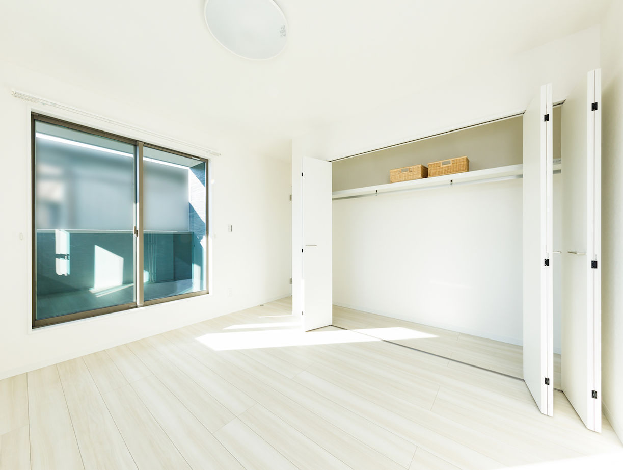 Rico Life. 久喜店 【1098万円│25坪│間取り図あり】白を基調とした明るい空間で家族団らん！省エネ住宅で家計負担を軽減の建築実例画像7