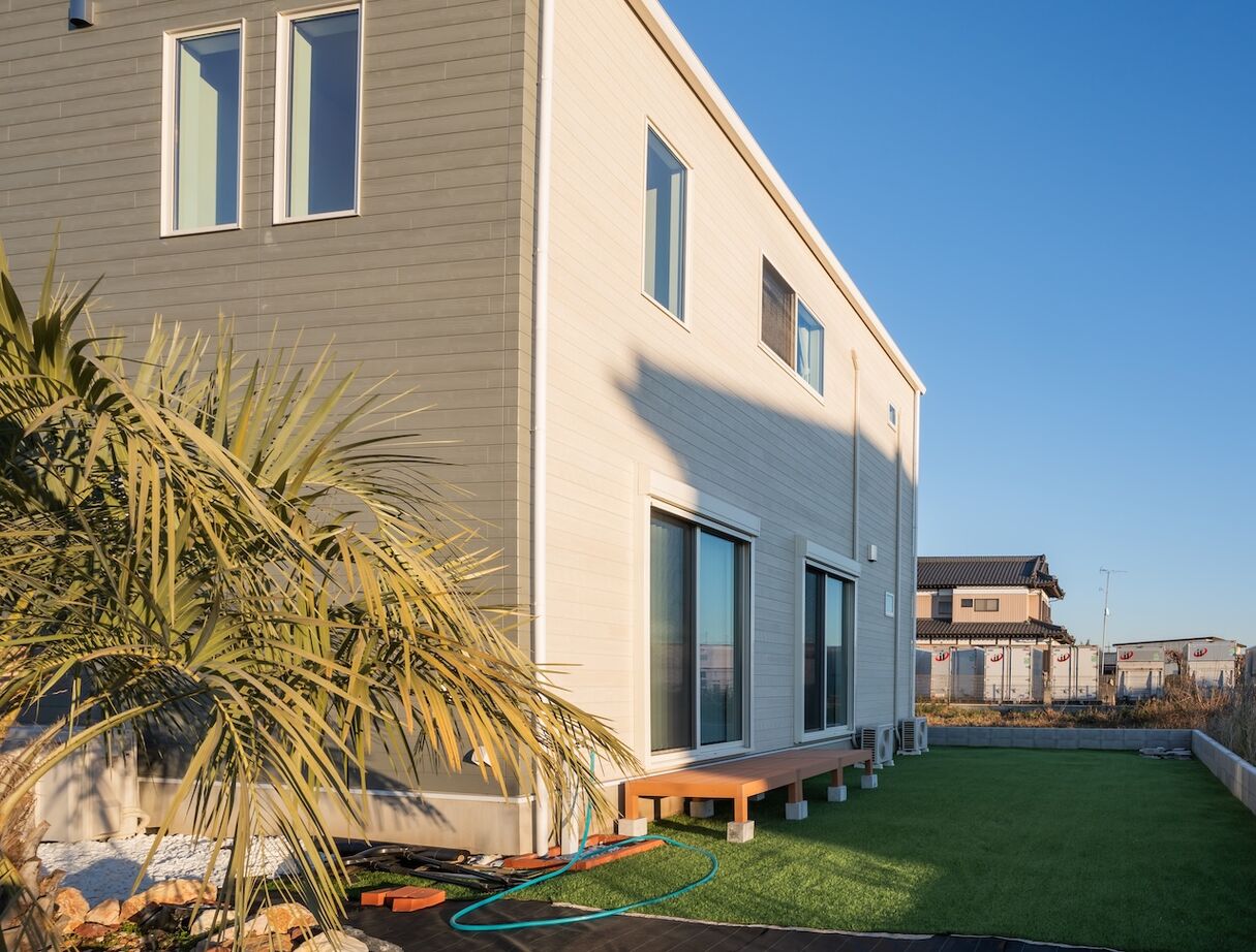 Rico Life. 久喜店 【2000万円｜34坪｜間取り図あり】「広くて明るいリビングがほしい」を実現したカリフォルニアスタイルの家の建築実例画像10