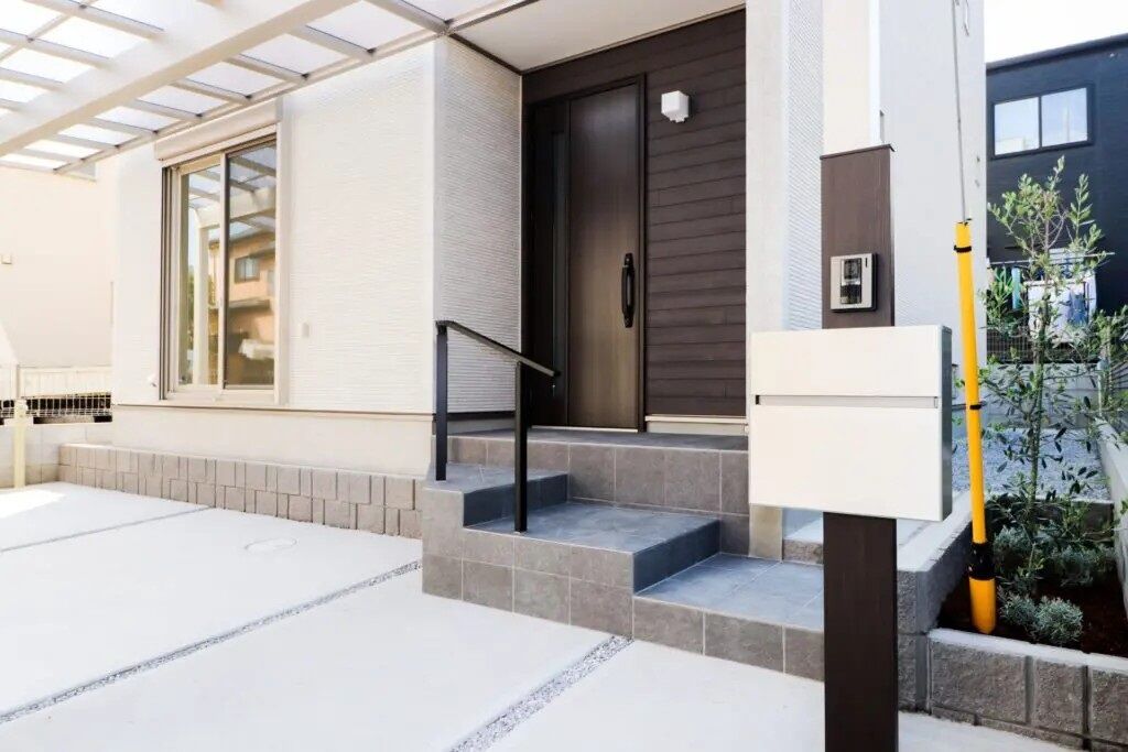 Rico Life. 久喜店 【31坪台｜ペットとの暮らし｜間取り図あり】インナーバルコニーが魅力的！猫への愛情が詰まった住まいの建築実例画像10