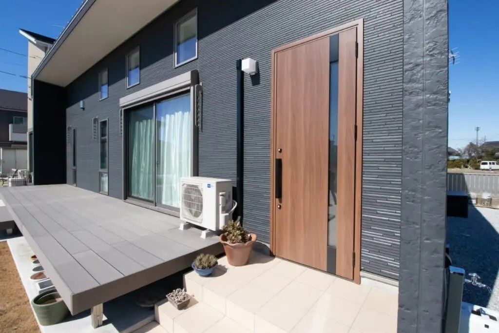 Rico Life. 久喜店 【24坪｜平屋｜間取り図あり】「セカンドライフは広くて明るい住まいで」開放感に満ちた勾配天井の平屋住宅の建築実例画像9