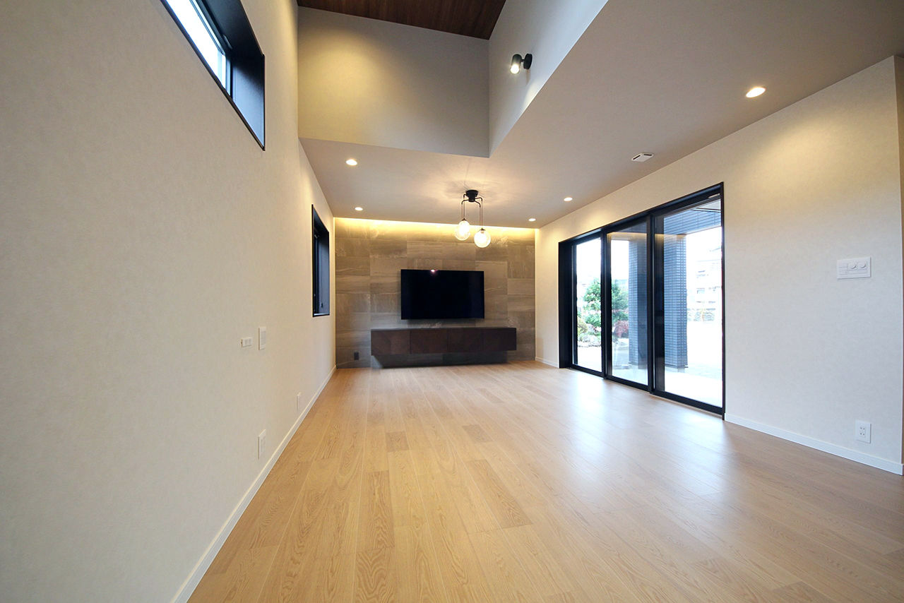 【神奈川の家づくり】セントラルホーム 【UA値0.35／相模原市／床暖房／ZEH】大空間も暖かい！性能まで妥協しないデザイン住宅の建築実例画像5