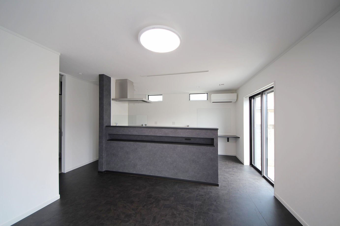 【神奈川の家づくり】セントラルホーム 【UA値0.35／相模原市／2000万円台】高気密・高断熱・ZEH対応の性能とスムーズなプランニングが決め手の建築実例画像2