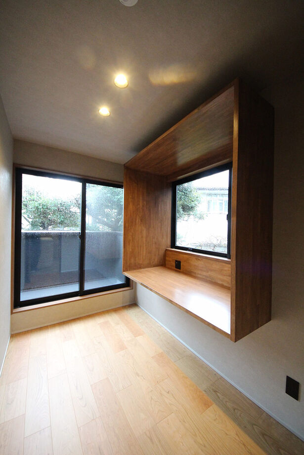 【神奈川の家づくり】セントラルホーム 【藤沢／薪ストーブ／ビルトインガレージ】プライバシーと開放感を両立。１年中心地よく暮らす２階LDKの家の建築実例画像10