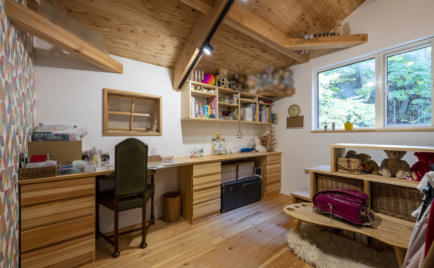 渡部製作所 【2000万円台/札幌市/無垢材/薪ストーブ】森とつながるような暮らし。職人の手仕事で叶える自然素材の家の建築実例画像12