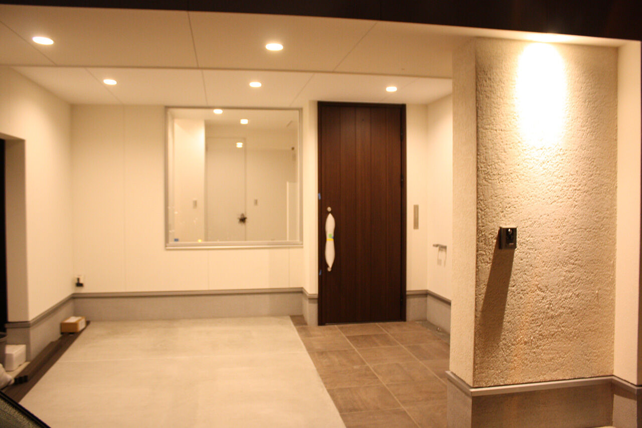 UK LIFE DESIGN 【1680万円/２階リビング】ビルトインガレージのある3階建ての都市型住宅の建築実例画像10