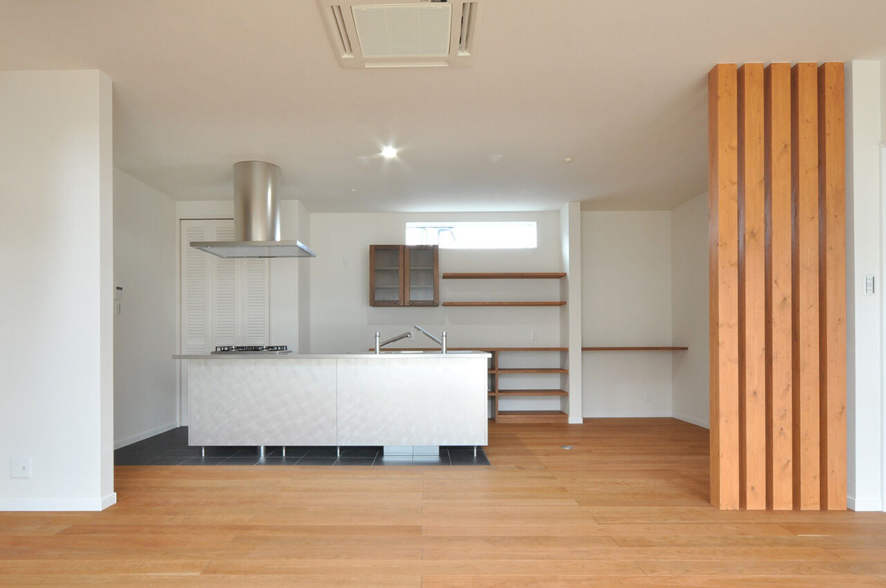 UK LIFE DESIGN 【2780万円/延床面積58.5坪/二世帯住宅】玄関が別々の完全分離型二世帯住宅の建築実例画像3