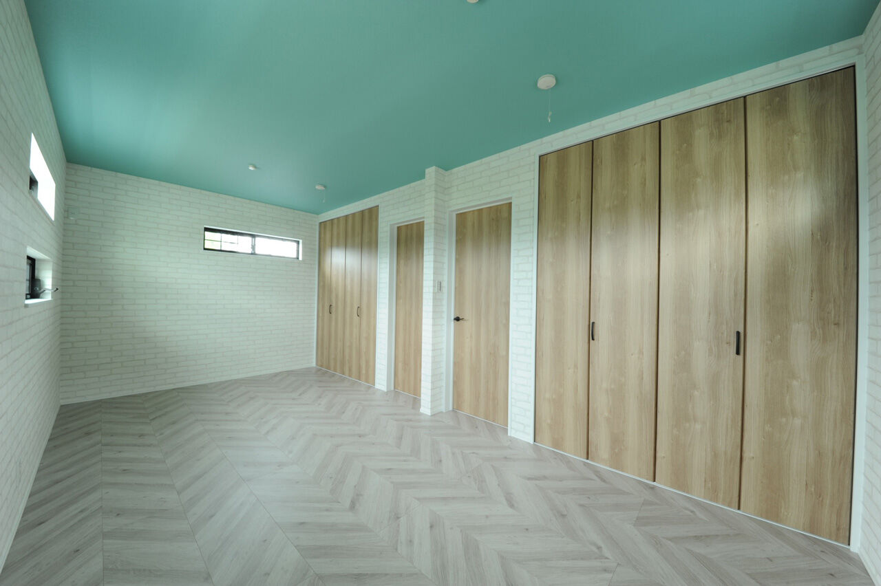 UK LIFE DESIGN 【1900万円/小屋裏部屋】垂れ壁のモチーフが印象的。南欧風の塗り壁の家の建築実例画像9