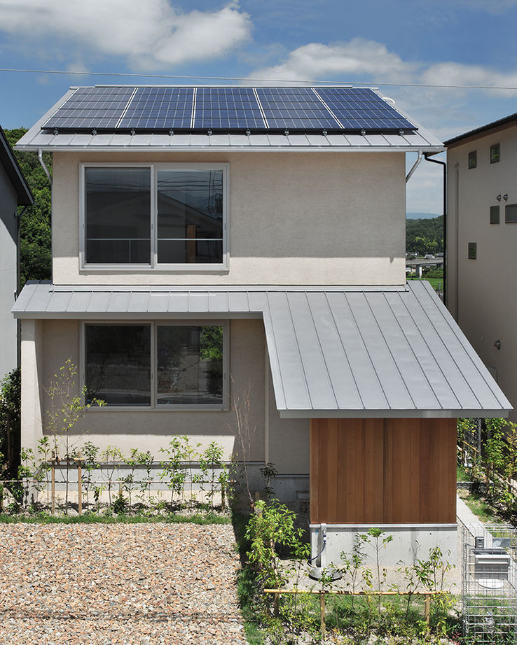 一級建築士事務所　フクダ・ロングライフデザイン 【神戸市/SE構法/ZEH/パッシブデザイン】豊かな自然を取り込み、四季を快適に。2000万円台で建てた家の建築実例画像2