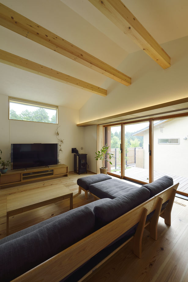 一級建築士事務所　フクダ・ロングライフデザイン 【箕面市/平屋】採光と中庭のある平屋。パッシブ冷暖で快適・子育て仲間が集う空間の建築実例画像7