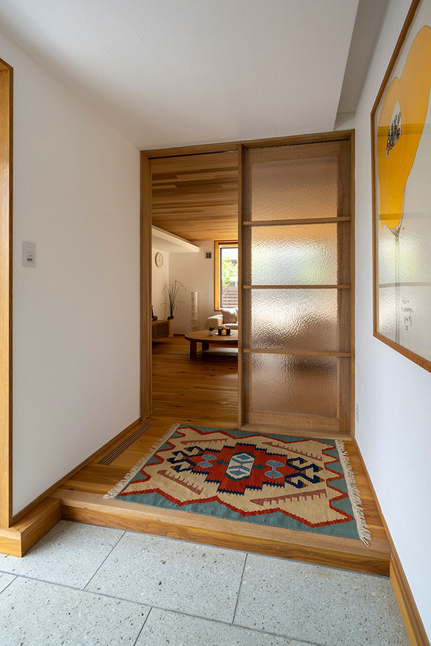 一級建築士事務所　フクダ・ロングライフデザイン 【断熱等級6/C値0.50/パッシブデザイン/SE構法/吹抜/耐震等級3】庭に寄り添う空間と 日射取得を両立した家の建築実例画像10