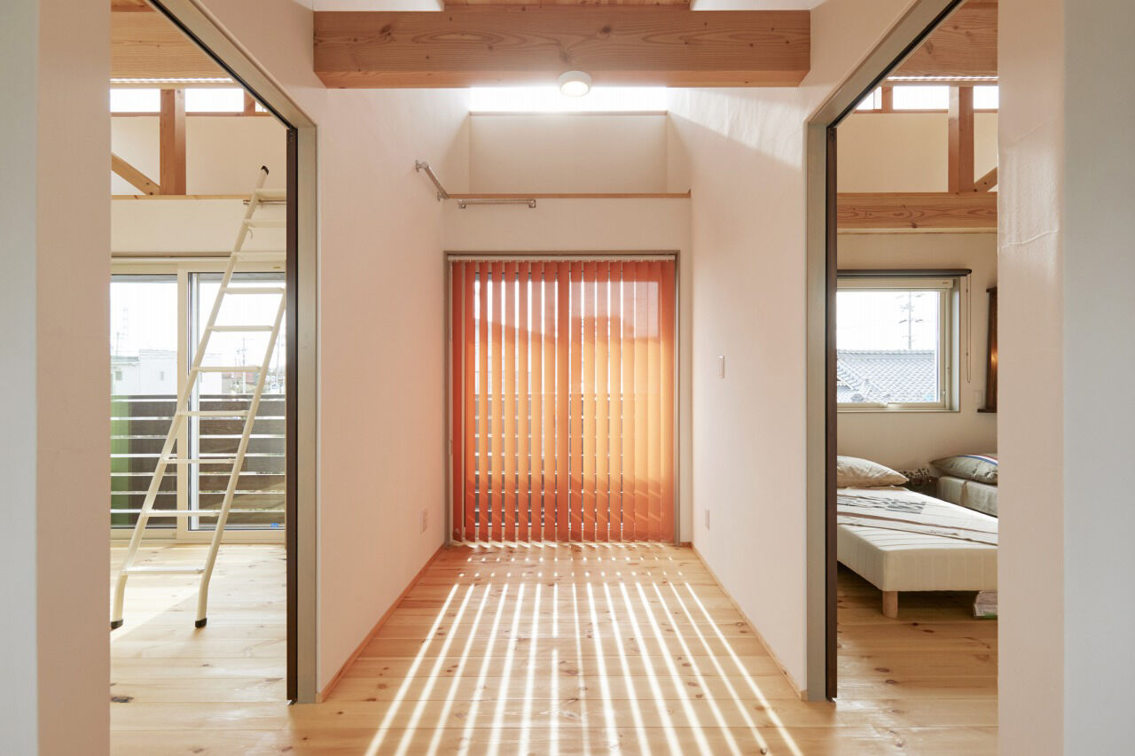 フィデア 【間取図有｜2217万円｜ガレージハウス｜造作家具】「変形土地＋設計力」見事な予算管理で実現した家の建築実例画像9