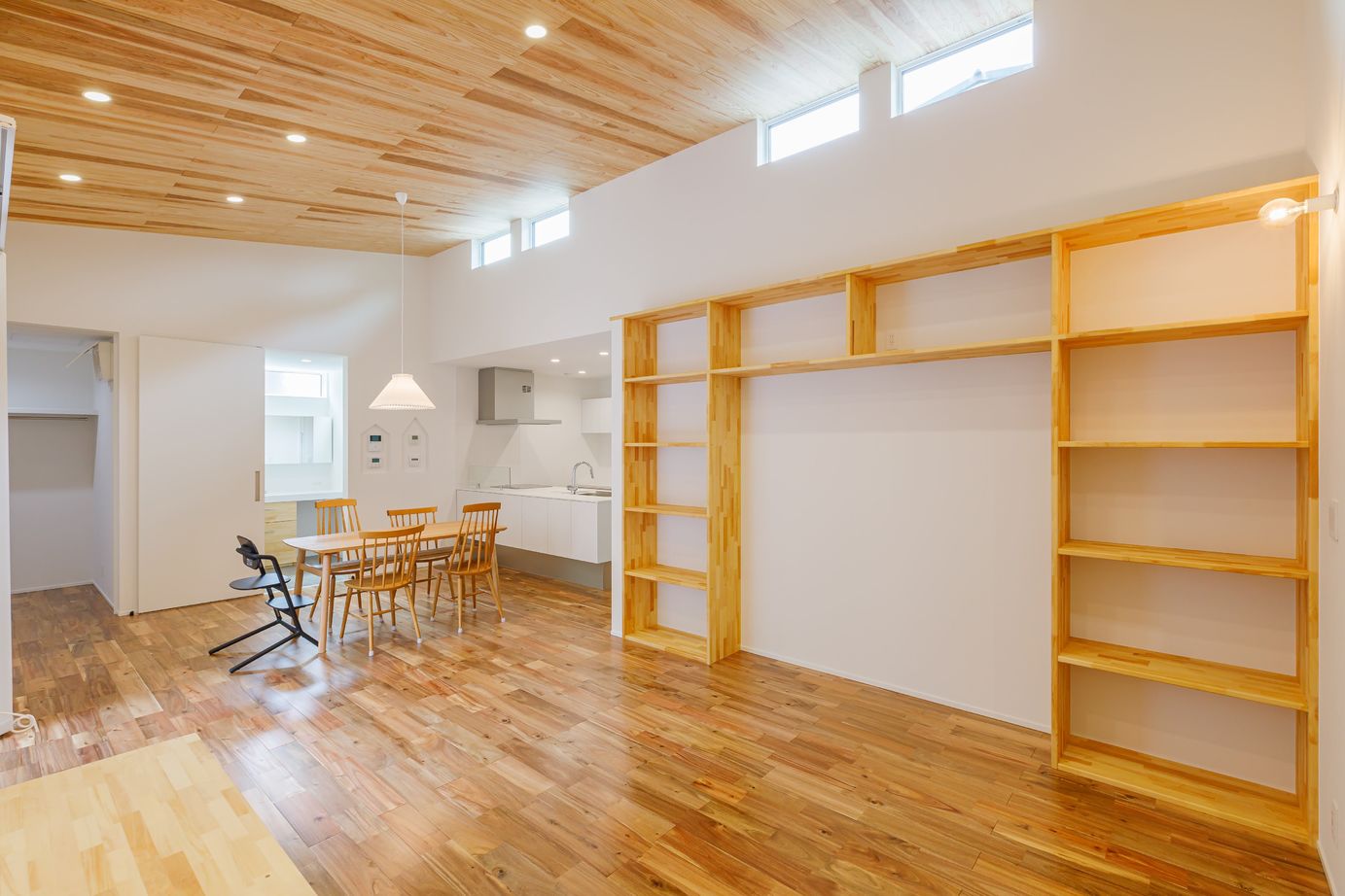 はだしの家． 【兵庫県相生市/平屋】北欧×和モダン　和の静けさや上品さと北欧の美しさが融合した心安らぐ平屋の建築実例画像4