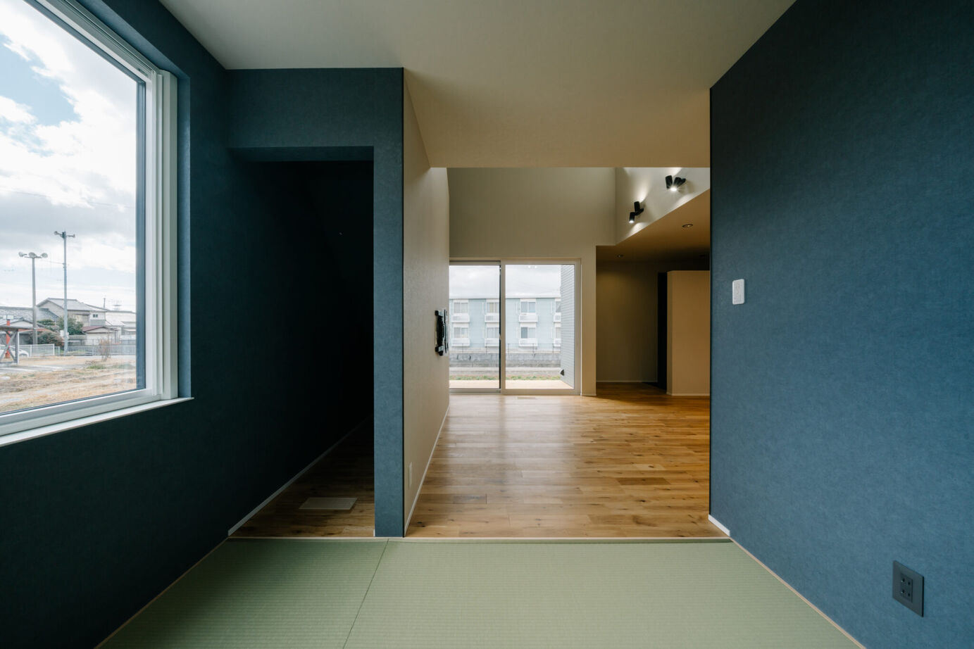 はだしの家． 【姫路市／2650万円台／光と陰影×SE構法】凛陽の家の建築実例画像4