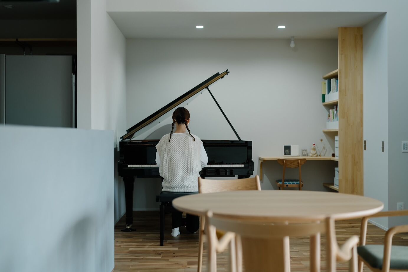 はだしの家． 【福崎町／33坪／エアコン1台×3LDK平屋】余韻の家「暮らしにアートを添える平屋」の建築実例画像4