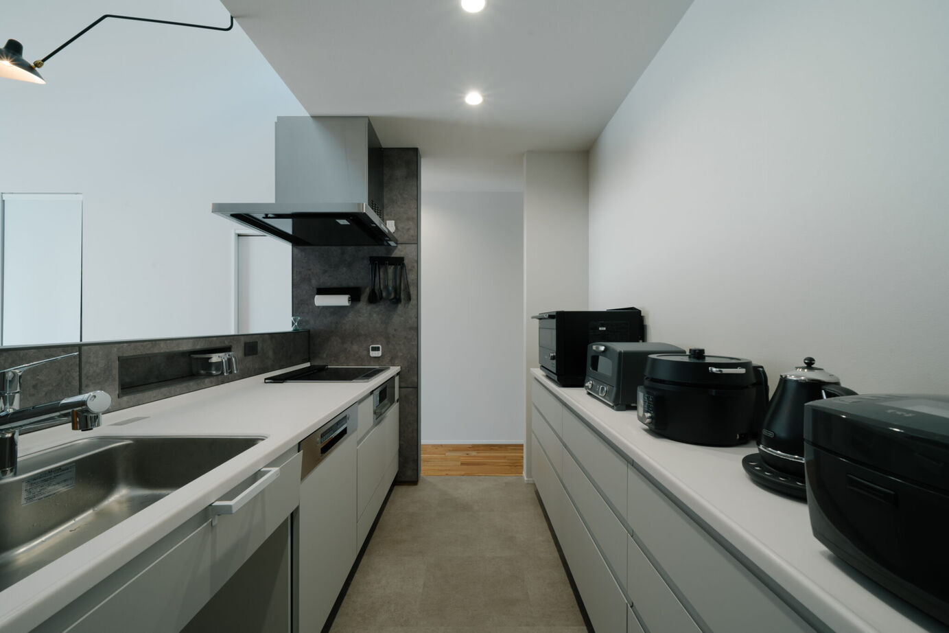 はだしの家． 【福崎町／33坪／エアコン1台×3LDK平屋】余韻の家「暮らしにアートを添える平屋」の建築実例画像5