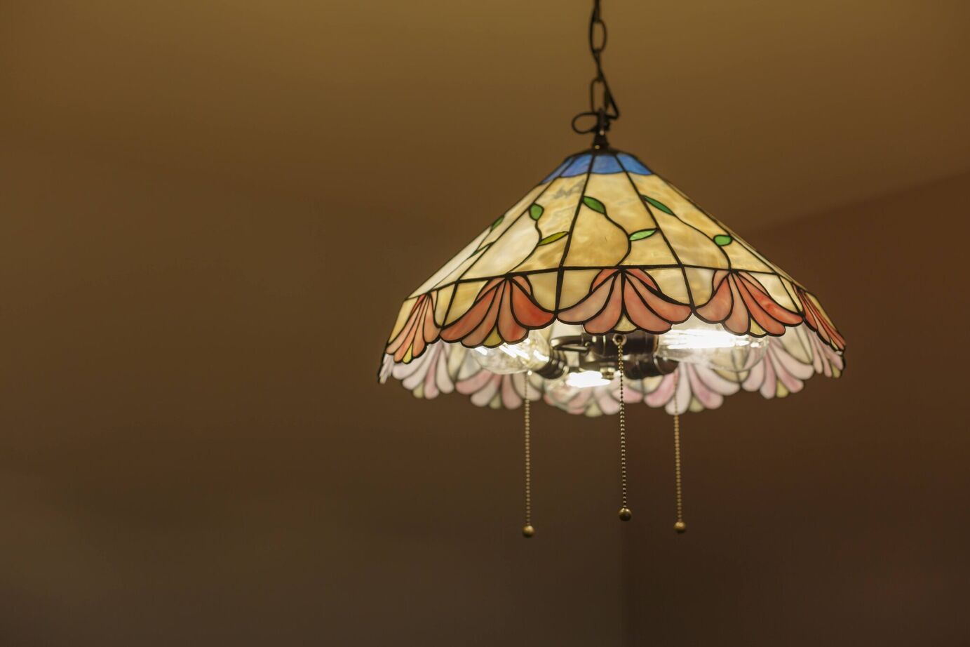 はだしの家． 段彩の家－視線を惹きつける、凹凸のリズムの建築実例画像8