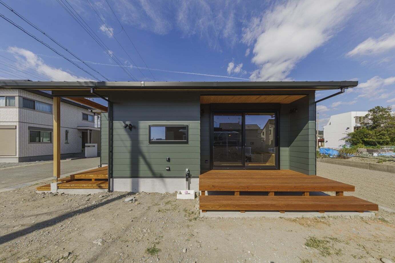 はだしの家． 【姫路市／42坪／半平屋／緑との調和×音の癒し】緑音の家－緑に包まれ、音に癒されるの建築実例画像2