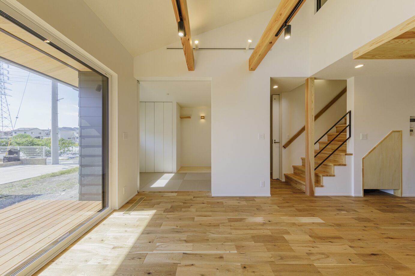 はだしの家． 【姫路市／42坪／半平屋／緑との調和×音の癒し】緑音の家－緑に包まれ、音に癒されるの建築実例画像4