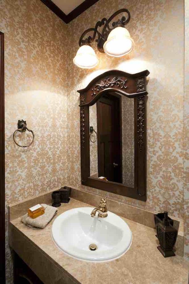 セルコホーム 【ビルトインガレージ|バーコーナー】故郷のカナダを感じさせる快適さと木の温もりや質感が心地よい住まいの建築実例画像9