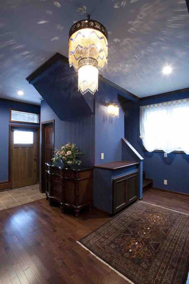 セルコホーム 【ビルトインガレージ|バーコーナー】故郷のカナダを感じさせる快適さと木の温もりや質感が心地よい住まいの建築実例画像17